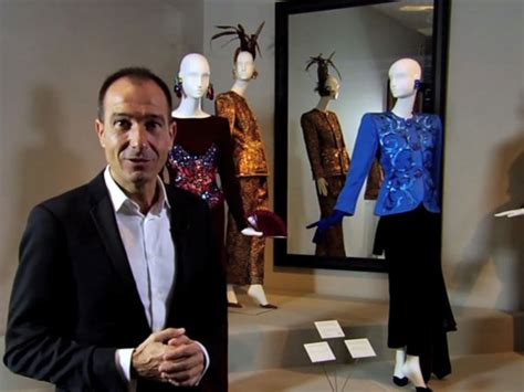 exposicion givenchy museo thyssen|Vídeo .